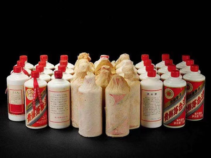 策勒老酒回收上门哪里回收(附近上门回收茅台酒）?